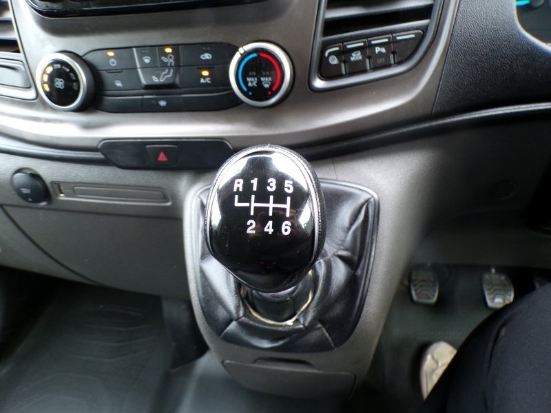 Vehicle Photo 17