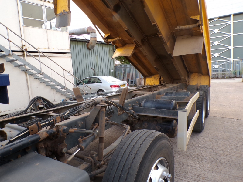 Vehicle Photo 6