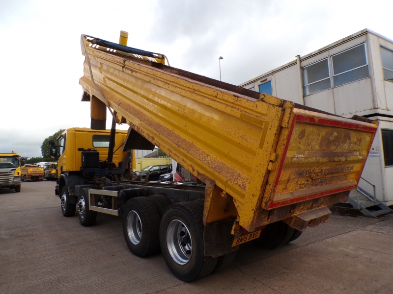 Vehicle Photo 11