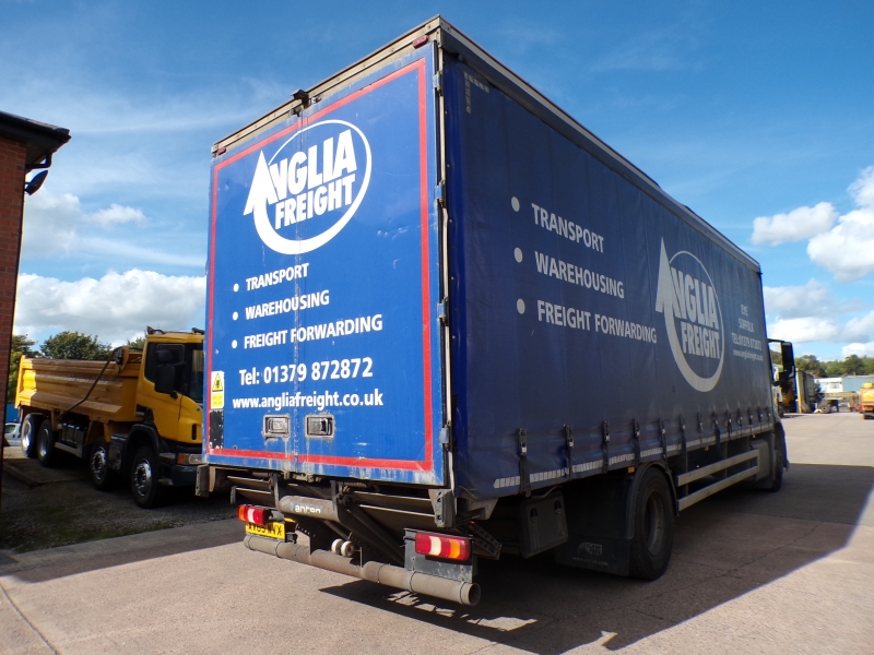 Vehicle Photo 7