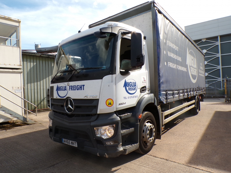 Vehicle Photo 3