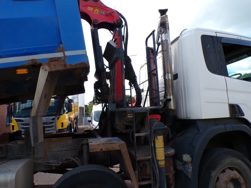 Vehicle Photo 10