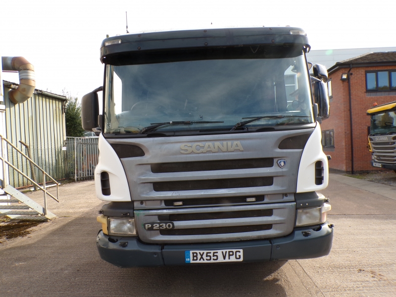 Vehicle Photo 4