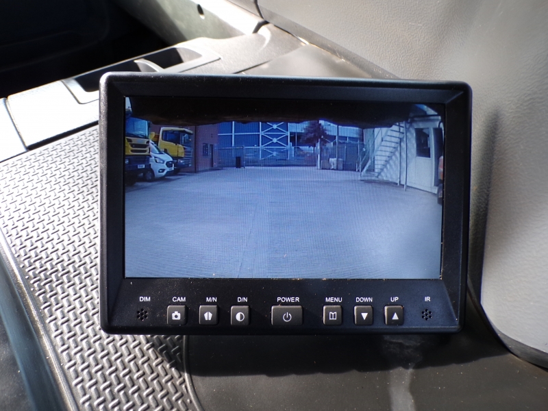 Vehicle Photo 14