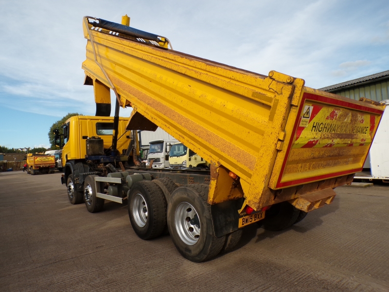 Vehicle Photo 17