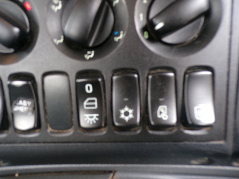Vehicle Photo 13