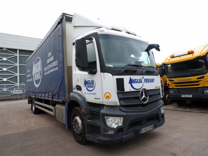 MERCEDES BENZ 1824 4X2 CURTAINSIDE (AV65 WVW) S/N:4286