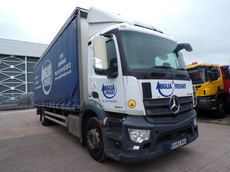 MERCEDES BENZ 1824 4X2 CURTAINSIDE (AV65 WVU) S/N:4285