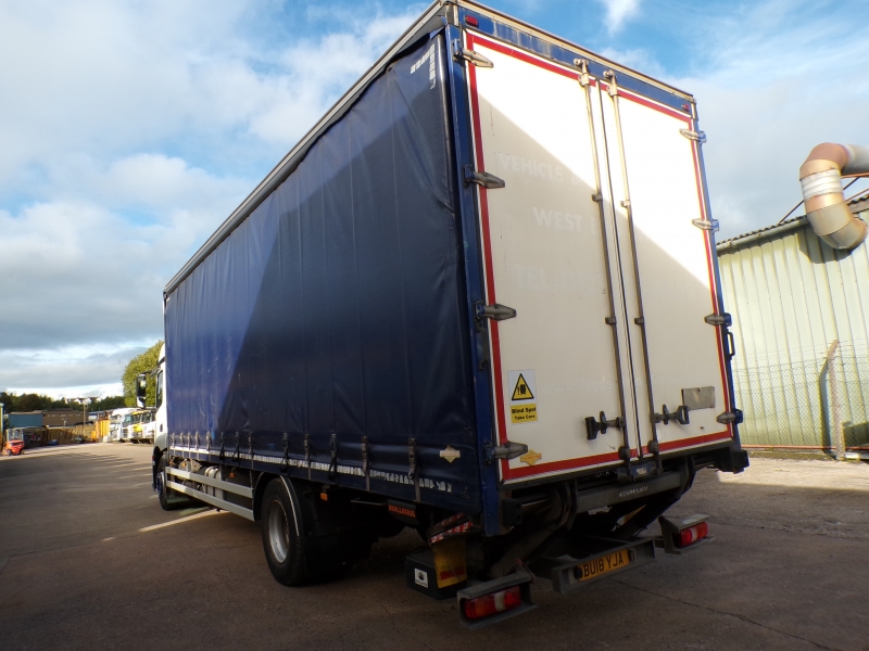Vehicle Photo 4