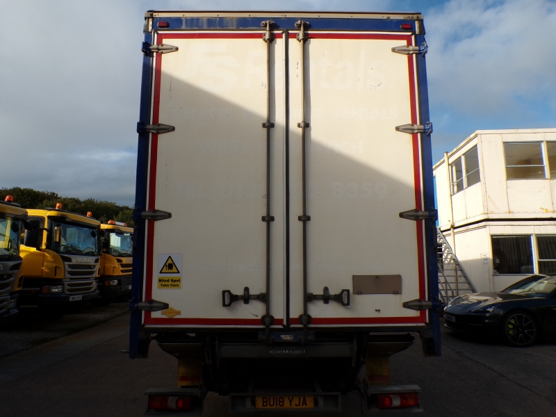 Vehicle Photo 5