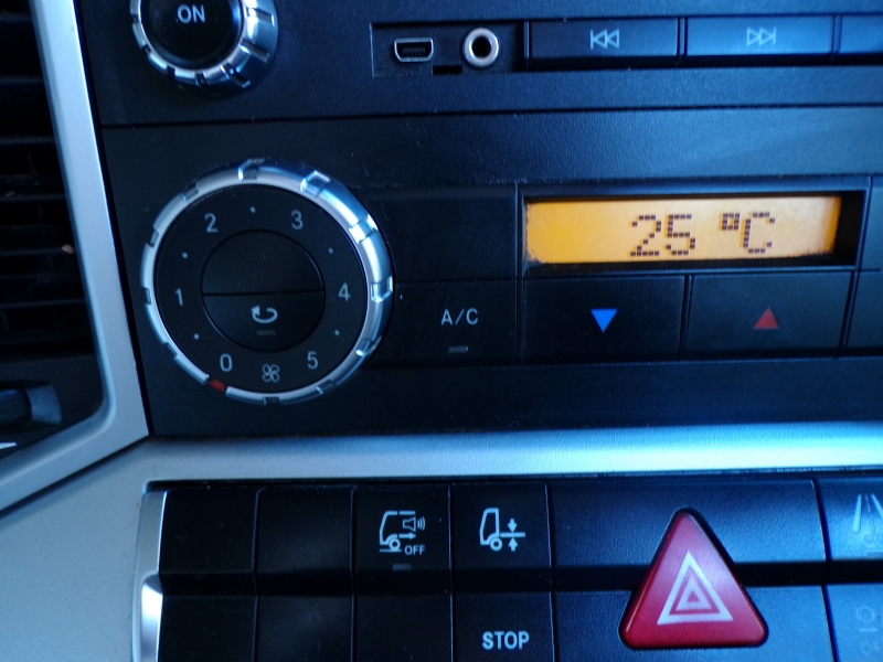 Vehicle Photo 13
