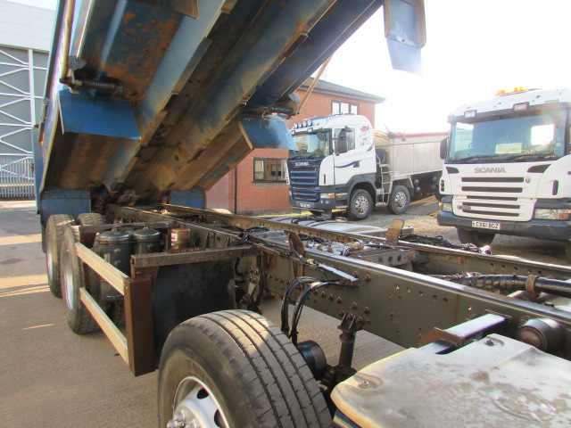 Vehicle Photo 23