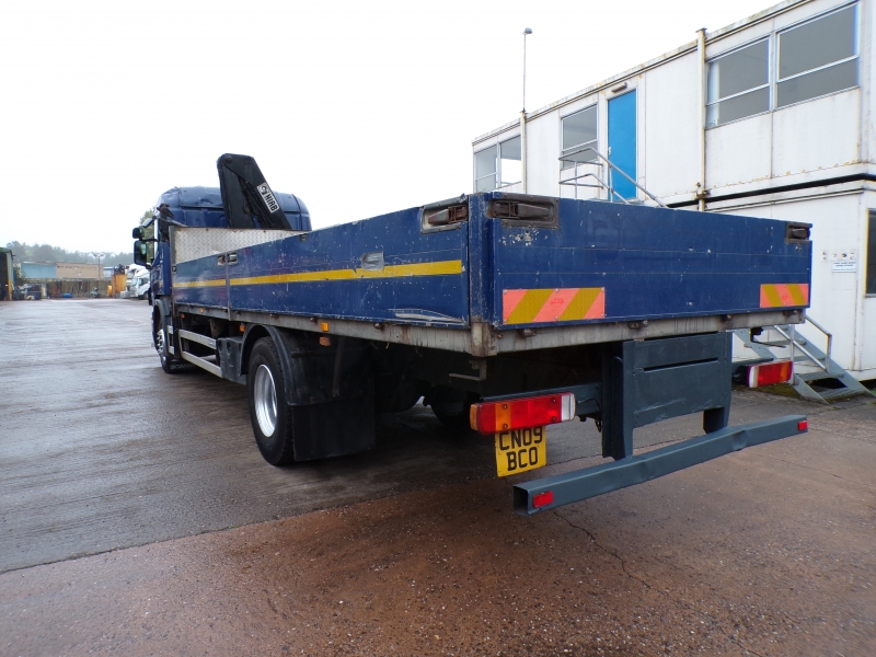 Vehicle Photo 5